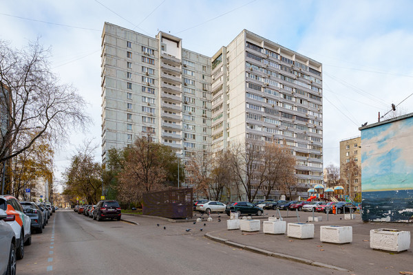 Продам двухкомнатную (2-комн.) квартиру, Дмитровка Б. ул, 33к2, Москва г