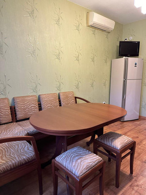 Продам двухкомнатную (2-комн.) квартиру, Горького ул, 12, Анапа г