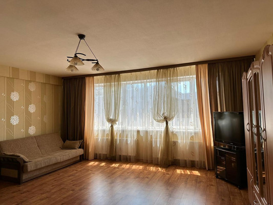 Продам двухкомнатную (2-комн.) квартиру, Горького ул, 12, Анапа г
