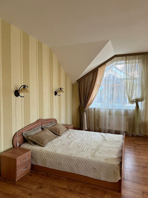 Продам двухкомнатную (2-комн.) квартиру, Горького ул, 12, Анапа г