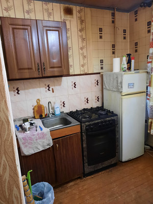 Продам однокомнатную (1-комн.) квартиру, Урицкого ул, 28, Алексин г