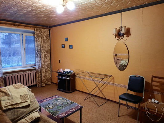 Продам однокомнатную (1-комн.) квартиру, Урицкого ул, 28, Алексин г