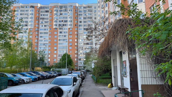 Продам трехкомнатную (3-комн.) квартиру, Поречная ул, 31к1, Москва г