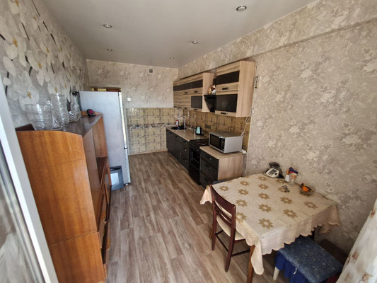 Продам однокомнатную (1-комн.) квартиру, Пискунова ул, 142к3, Иркутск г