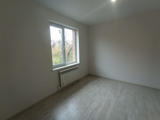 Продам дом, Солнечная (50 лет Октября снт) ул, Лазурный п, 0 км от города