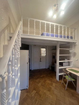 Сдам комнату в 6-комн. квартире, Невский пр-кт, 142, Санкт-Петербург г