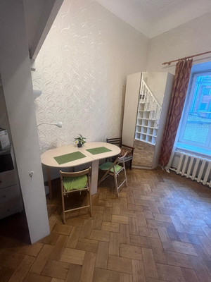 Сдам комнату в 6-комн. квартире, Невский пр-кт, 142, Санкт-Петербург г