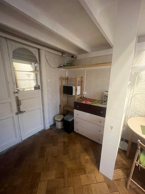 Сдам комнату в 6-комн. квартире, Невский пр-кт, 142, Санкт-Петербург г