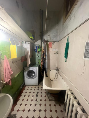 Сдам комнату в 6-комн. квартире, Невский пр-кт, 142, Санкт-Петербург г