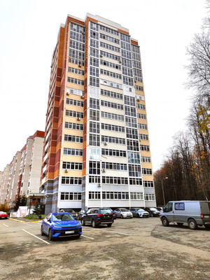 Продам трехкомнатную (3-комн.) квартиру, Дубравная ул, 38А, Казань г