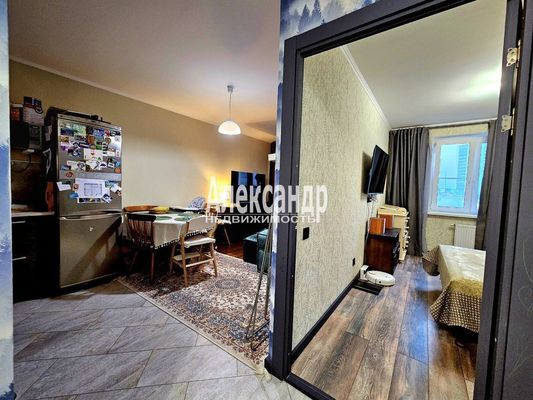 Продам однокомнатную (1-комн.) квартиру, Современников ул, 3, Новогорелово п