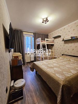 Продам однокомнатную (1-комн.) квартиру, Современников ул, 3, Новогорелово п