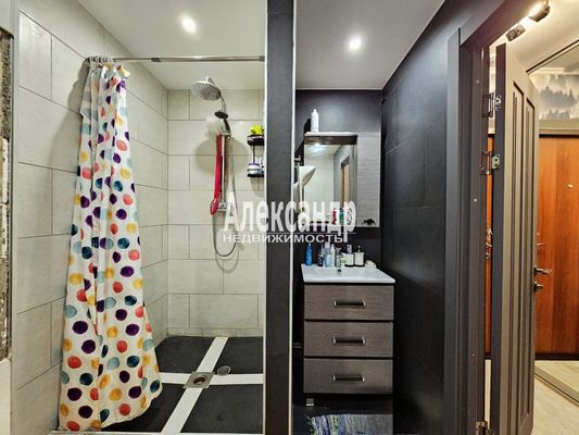 Продам однокомнатную (1-комн.) квартиру, Современников ул, 3, Новогорелово п