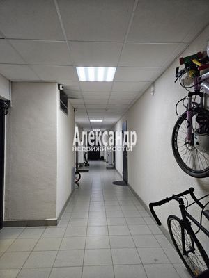 Продам однокомнатную (1-комн.) квартиру, Современников ул, 3, Новогорелово п