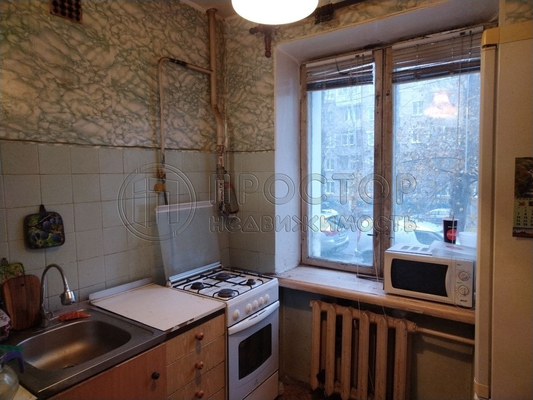 Продам двухкомнатную (2-комн.) квартиру, Севастопольский пр-кт, 19к2, Москва г