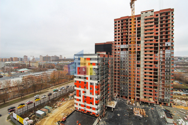 Продам трехкомнатную (3-комн.) квартиру, Оборонная ул, д.102Б, Тула г