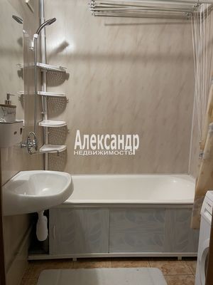 Сдам однокомнатную (1-комн.) квартиру, Бадаева ул, 8к2, Санкт-Петербург г