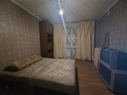 Продам комнату в 4-комн. квартире, Юности ул, 35, Нижний Тагил г