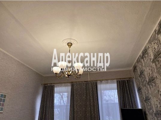 Продам трехкомнатную (3-комн.) квартиру, Александра Матросова ул, 14, Санкт-Петербург г