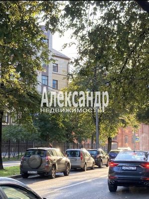 Продам трехкомнатную (3-комн.) квартиру, Александра Матросова ул, 14, Санкт-Петербург г