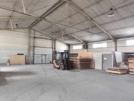 Продам склад 3 250,5 м2, Центральная ул, Константиновка п
