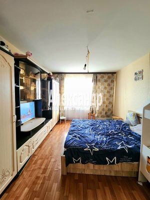 Продам двухкомнатную (2-комн.) квартиру, 15, Глажево п