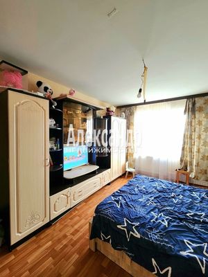 Продам двухкомнатную (2-комн.) квартиру, 15, Глажево п