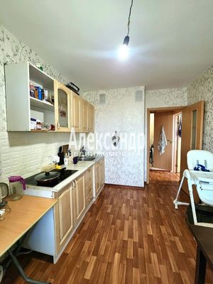 Продам двухкомнатную (2-комн.) квартиру, 15, Глажево п