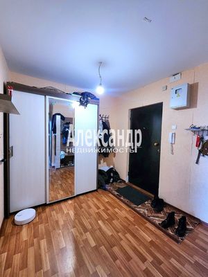 Продам двухкомнатную (2-комн.) квартиру, 15, Глажево п