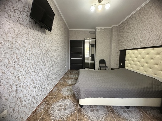 Продам двухкомнатную (2-комн.) квартиру, Мира ул, 15, Геленджик г
