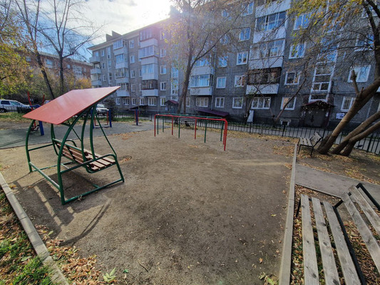 Продам двухкомнатную (2-комн.) квартиру, Иосифа Уткина ул, 2, Иркутск г