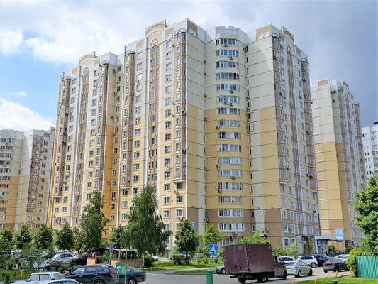 Продам трехкомнатную (3-комн.) квартиру, Дмитровка Б. ул, 4к7, Москва г