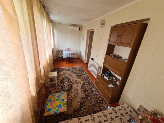 Продам трехкомнатную (3-комн.) квартиру, Ленинградская ул, 64, Гурзуф пгт