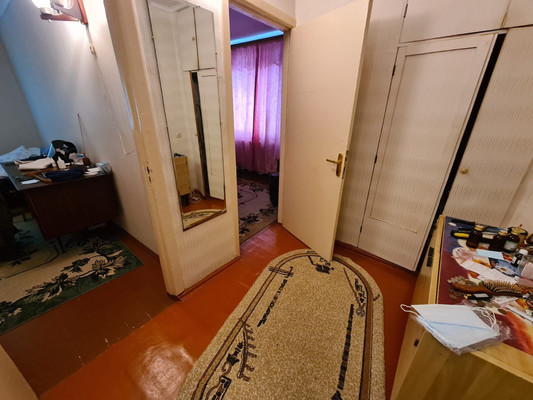 Продам трехкомнатную (3-комн.) квартиру, Ленинградская ул, 64, Гурзуф пгт