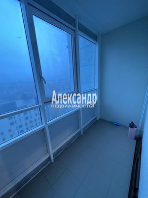 Продам двухкомнатную (2-комн.) квартиру, Бокситогорская ул, 27, Санкт-Петербург г