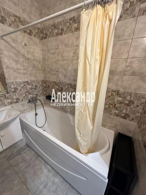 Продам двухкомнатную (2-комн.) квартиру, Бокситогорская ул, 27, Санкт-Петербург г