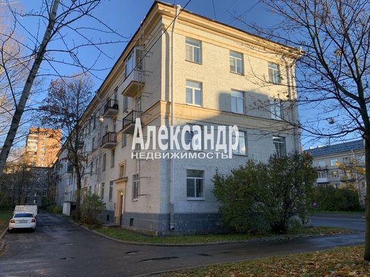 Продам комнату в 3-комн. квартире, Пограничника Гарькавого ул, 5к1, Санкт-Петербург г