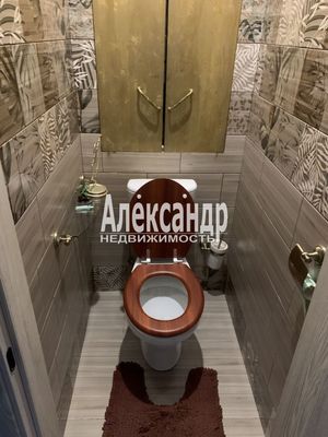 Продам комнату в 3-комн. квартире, Пограничника Гарькавого ул, 5к1, Санкт-Петербург г
