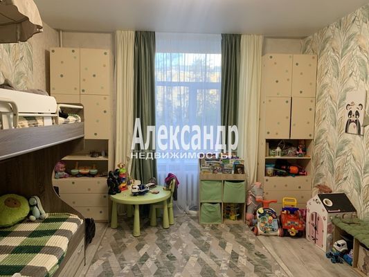 Продам комнату в 3-комн. квартире, Пограничника Гарькавого ул, 5к1, Санкт-Петербург г