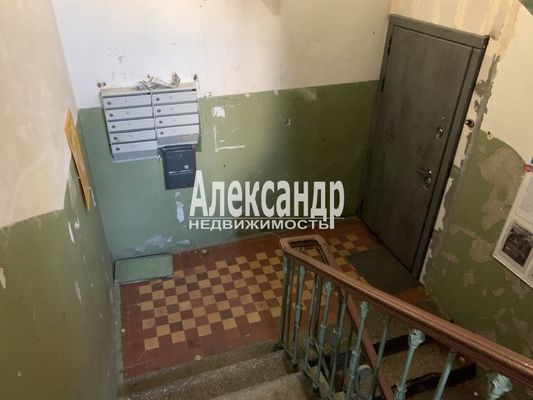 Продам комнату в 3-комн. квартире, Пограничника Гарькавого ул, 5к1, Санкт-Петербург г