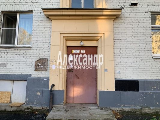 Продам комнату в 3-комн. квартире, Пограничника Гарькавого ул, 5к1, Санкт-Петербург г