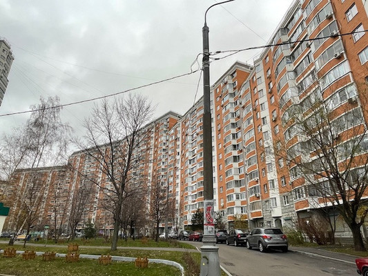 Продам однокомнатную (1-комн.) квартиру, Лухмановская ул, 17, Москва г