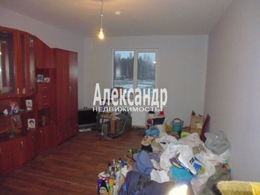Продам двухкомнатную (2-комн.) квартиру, Кирова пр-кт, 25к3, Подпорожье г