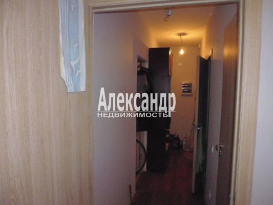 Продам двухкомнатную (2-комн.) квартиру, Кирова пр-кт, 25к3, Подпорожье г