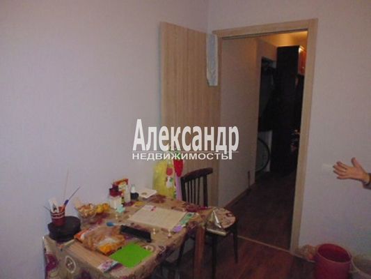 Продам двухкомнатную (2-комн.) квартиру, Кирова пр-кт, 25к3, Подпорожье г
