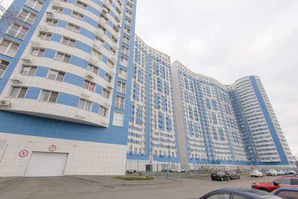 Продам двухкомнатную (2-комн.) квартиру, Береговая ул, 73, Ростов-на-Дону г