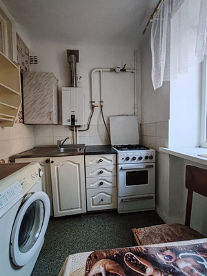 Продам трехкомнатную (3-комн.) квартиру, Халтуринский пер, 63, Ростов-на-Дону г