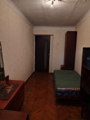 Продам трехкомнатную (3-комн.) квартиру, Халтуринский пер, 63, Ростов-на-Дону г