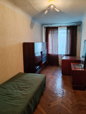 Продам трехкомнатную (3-комн.) квартиру, Халтуринский пер, 63, Ростов-на-Дону г