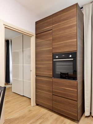 Продам однокомнатную (1-комн.) квартиру, 26-я В.О. линия, , 7, Санкт-Петербург г